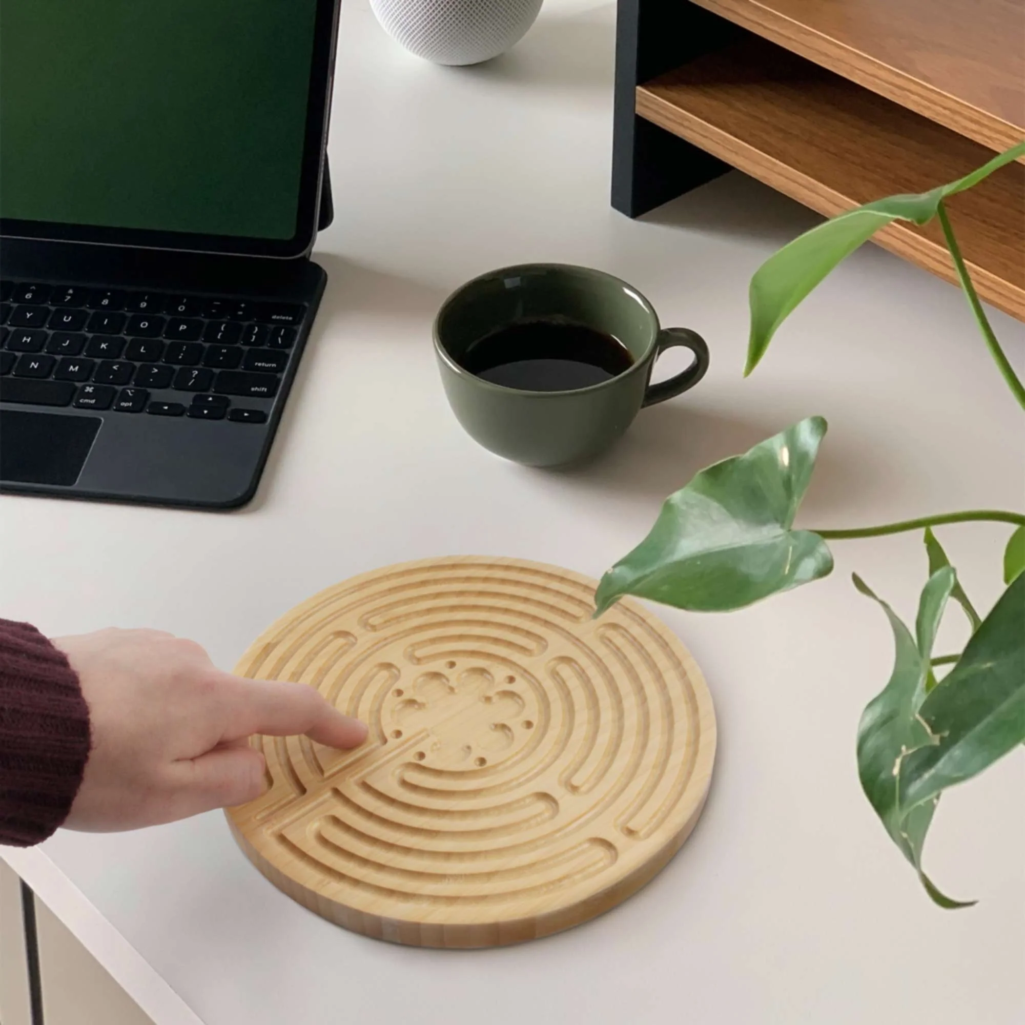 Chartres Style 7 Circuit 8” Bamboo Finger Labyrinth - Image 8