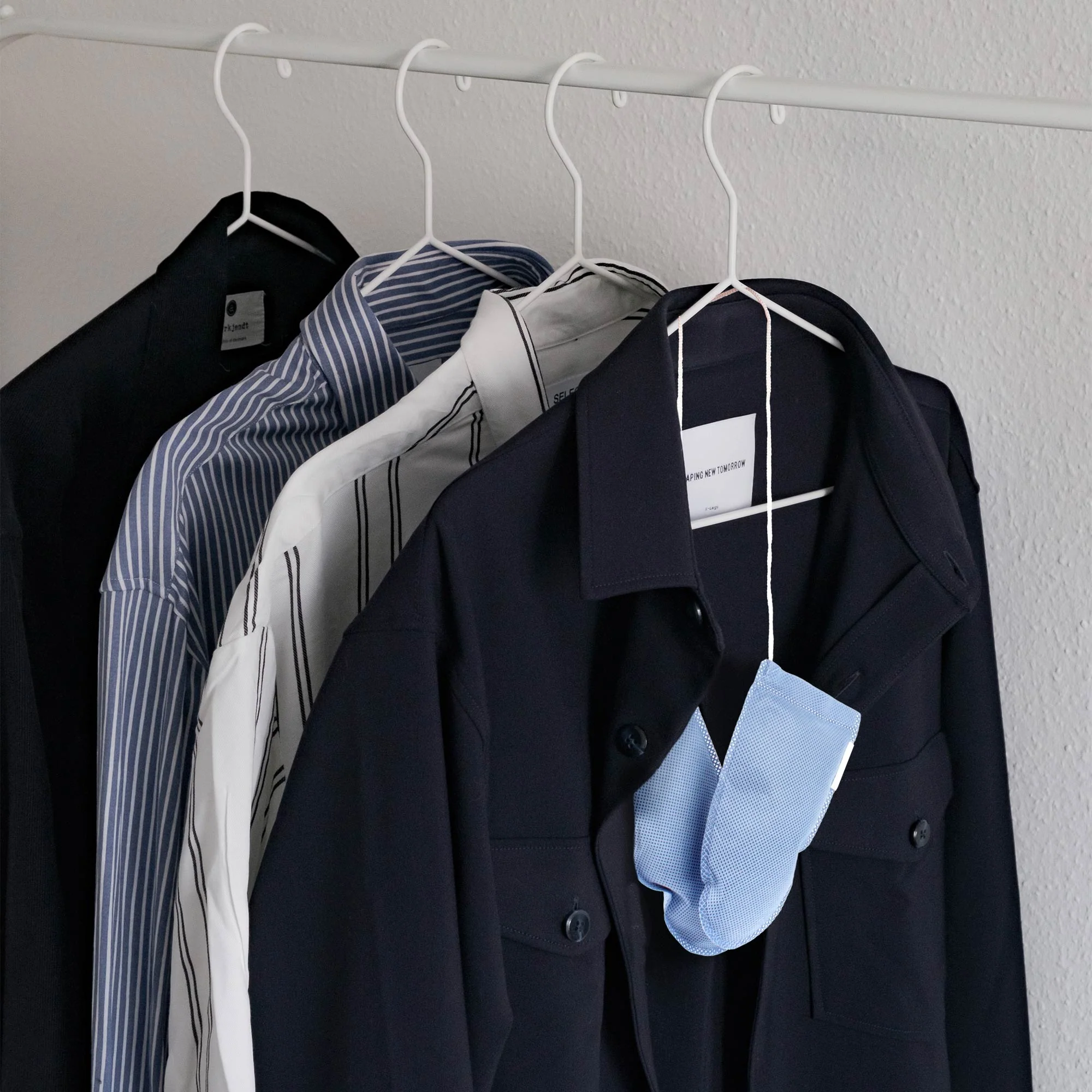 Clothes Liner Activated Bamboo Charcoal Air Purifier - Image 4